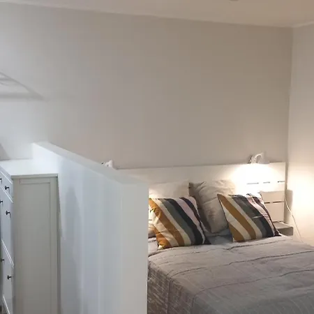 Apartamento Mugav Peatuspaik Suedalinnas *